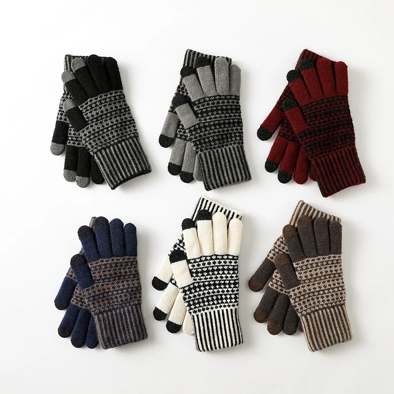 Nuovi Guanti Touchscreen da Uo - Wool Glove Lined recensione e prezzo